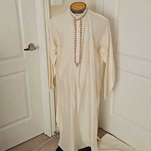 Men's Kurta Pajama Suite With Embroidered Cream Size 42